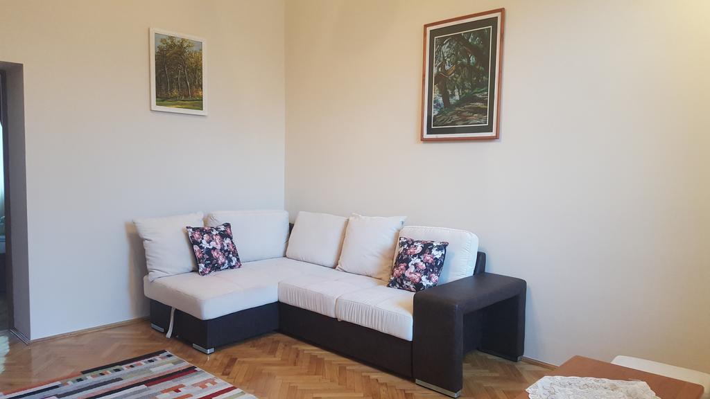 Satu Mare Apartments Ngoại thất bức ảnh